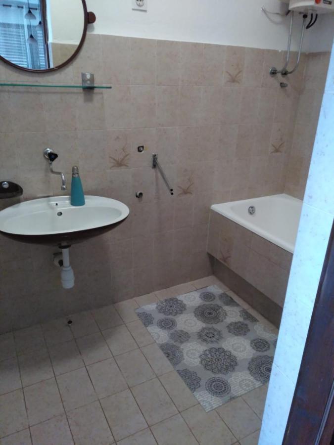 Apartman Frketic 扎博里克 外观 照片