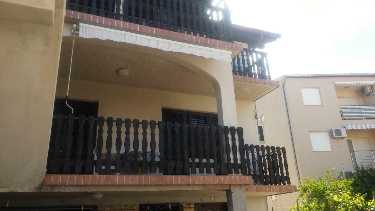 Apartman Frketic 扎博里克 外观 照片
